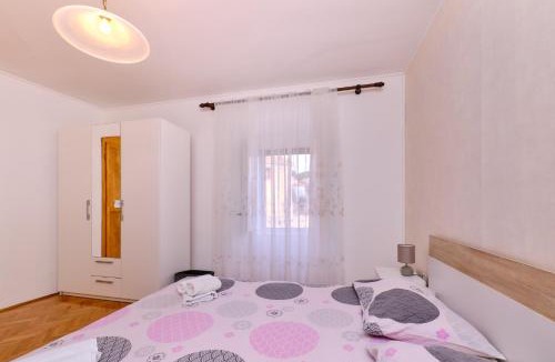Veli Losinj Apartment | Apartments Antonella