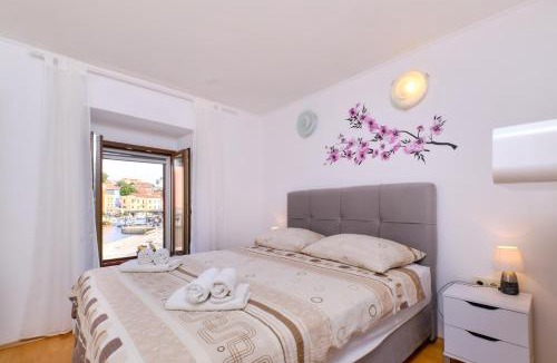 Veli Losinj Apartment | Apartments Antonella
