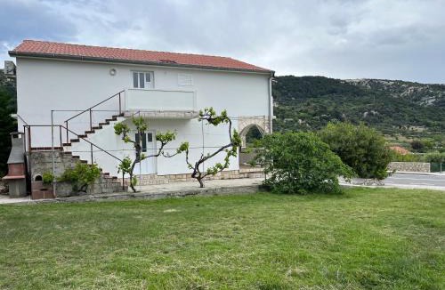 Mundanije Apartment | Apartments Babić