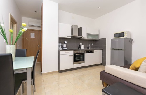 Medici Apartment | Apartments Beach Dream (91311-A4) - Mimice