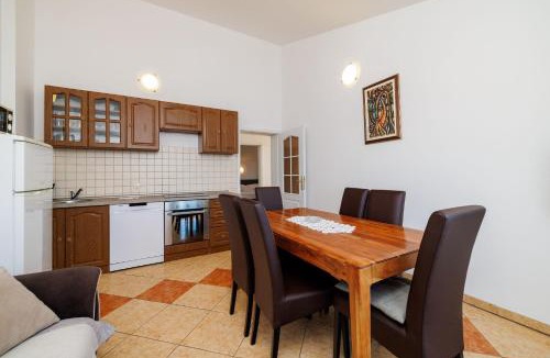 Dramalj Apartment | Apartments Brana