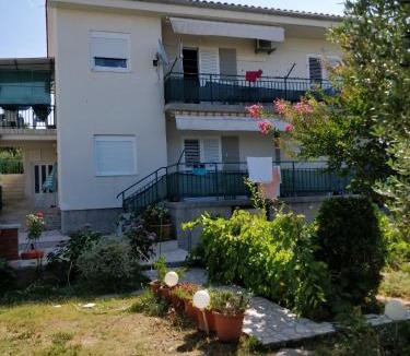 Banjol Apartment | Apartments by the sea Banjol, Rab - 4965