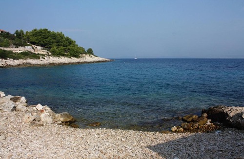Donje Selo Apartment | Apartments by the sea Cove Donja Kruscica - Donja Krusica, Solta - 15636