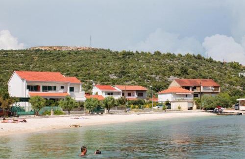 Poljica Apartment | Apartments by the sea Poljica, Trogir - 12653