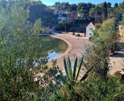 Rogac Apartment | Apartments by the sea Rogac, Solta - 5166