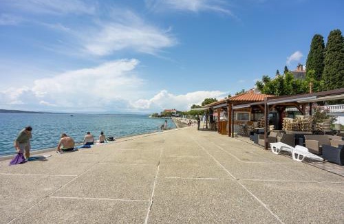 Selce Apartment | Apartments by the sea Selce, Crikvenica - 22726