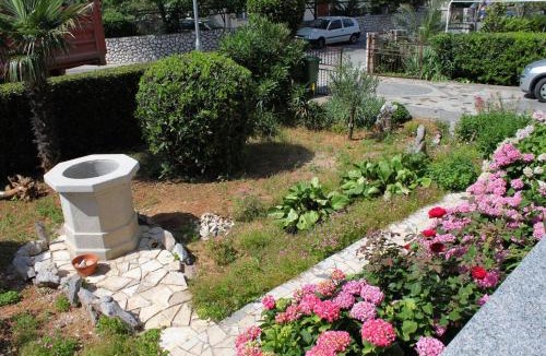 Selce Apartment | Apartments by the sea Selce, Crikvenica - 2392