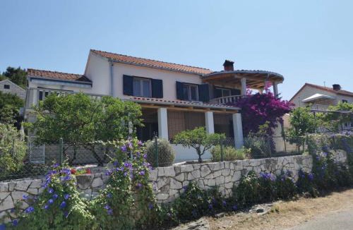 Splitska Apartment | Apartments by the sea Splitska, Brac - 2923