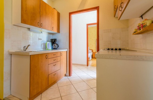 Selce Apartment | Apartments Dora (66451-A2) - Selce (Crikvenica)