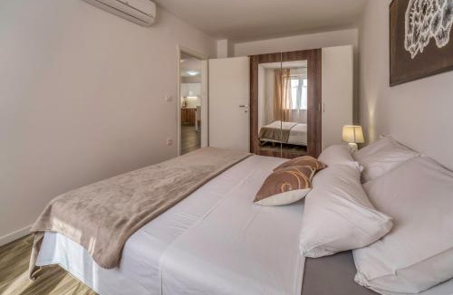 Porat Apartment | Apartments Doris