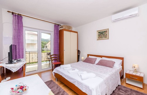Stari Grad Apartment | Apartments Emmas Studio