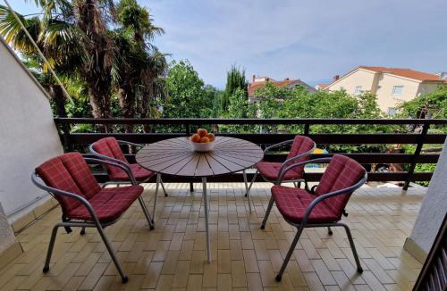 Njivice Apartment | Apartments Filosevic by El-Pi Tours