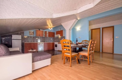 Jadranovo Apartment | Apartments Tajči (66051-A2) - Jadranovo (Crikvenica)