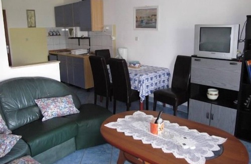 Marsici Apartment | Apartments Jozefina (60901-A1) - Malinska - island Krk