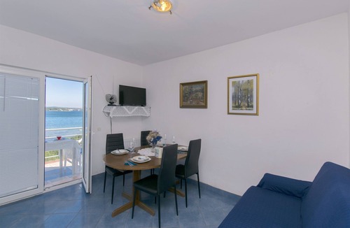 Kraj Apartment | Apartments Irena (16831-A2) - Tkon - island Pasman