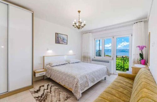 Povile Apartment | Apartments in Povile 39105