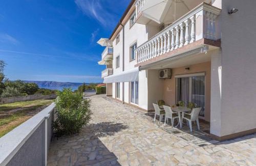 Povile Apartment | Apartments in Povile 39116