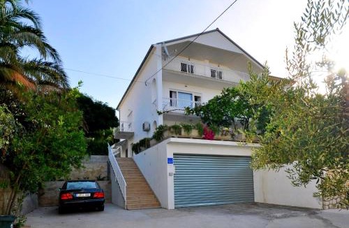 Duce Apartment | Apartments Ivan