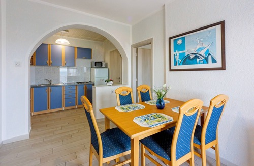 Crikvenica Apartment | Apartments Ivana, (13459), Crikvenica, hr