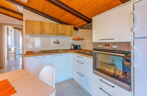 Crikvenica Apartment | Apartments Ivana, (13460), Crikvenica, hr