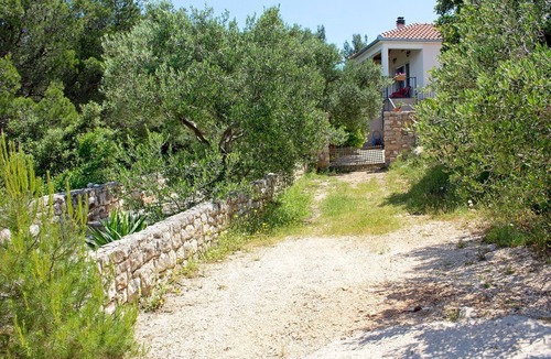 Donje Selo Apartment | Apartments Jagoda, (15441), Donje Selo, Croatia