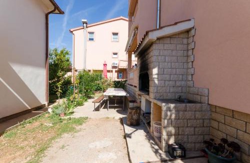 Barbat na Rabu Apartment | Apartments Jasmin