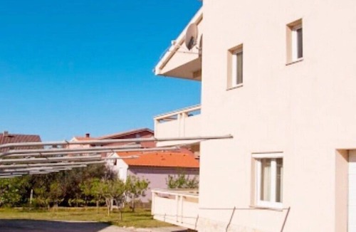 Novalja Apartment | Apartments Karolina, (16292), Novalja, hr