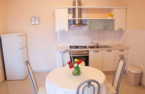 Novalja Apartment | Apartments Karolina, (16293), Novalja, hr
