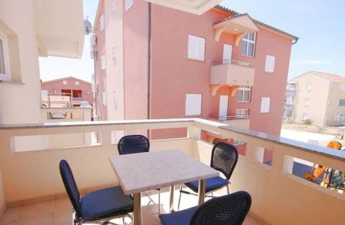 Novalja Apartment | Apartments KarolinaS