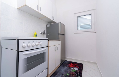 Pirovac Apartment | Apartments Katarina (48001-A3) - Pirovac