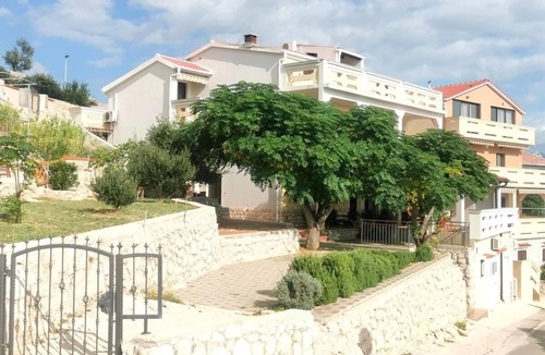 Zubovici Apartment | Apartments Katarina - right next to the beach