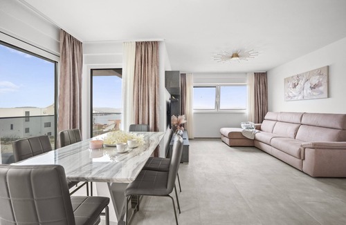 Okrug Gornji Apartment | Apartments Koby