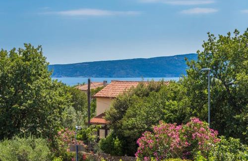 Pinezici Apartment | Apartments Krc