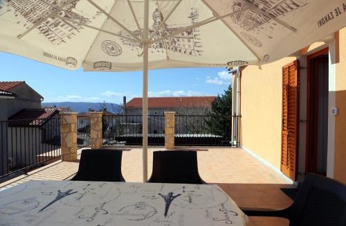 Pinezici Apartment | Apartments Laura