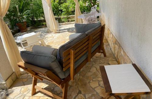Banjol Apartment | Apartments Lorenandreja