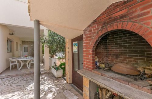 Tice Apartment | Apartments Luca