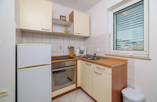 Banjol Apartment | Apartments Marijana (86991-A2) - Banjol - island Rab