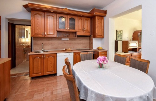 Mandre Apartment | Apartments Mandre near sea (116191-A2) - Mandre - island Pag
