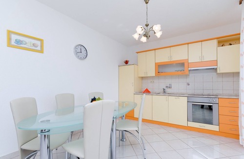 Povile Apartment | Apartments Maravera (86451-A1) - Povile