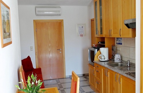 Malinska Apartment | Apartments Marica, (15805), Malinska, hr