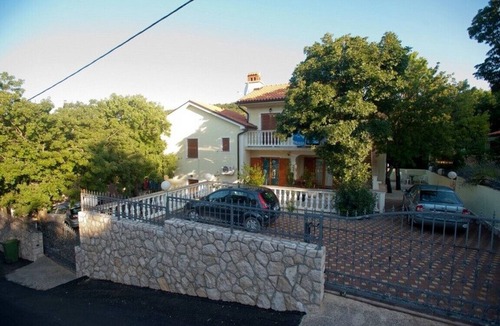 Povile Apartment | Apartments Marinko, (16455), Povile, hr