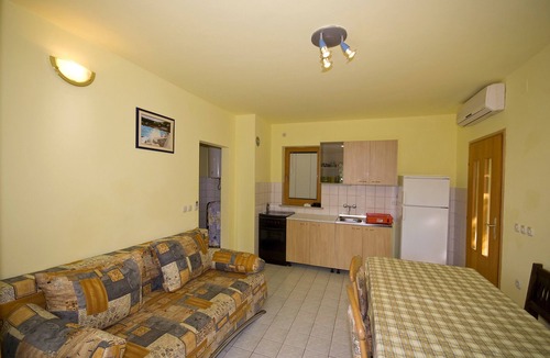 Povile Apartment | Apartments Marinko, (16458), Povile, hr