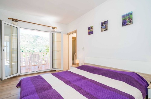 Zupa dubrovacka Apartment | Apartments Marnic Blue Chill-Comfort One Bedroom Apartment with Balcony and Sea View(A4)