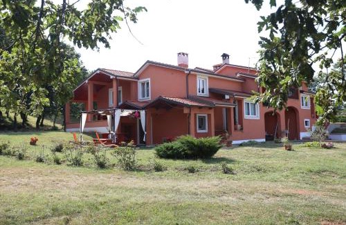 Divsici Apartment | Apartments Matelici