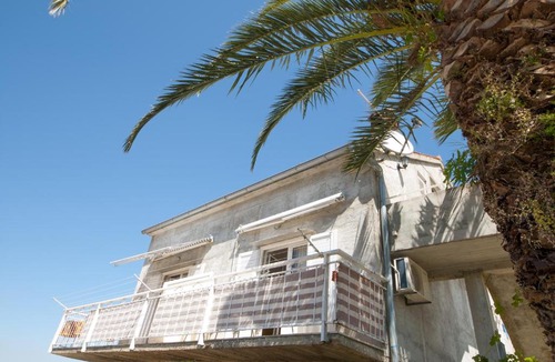 Splitska Apartment | Apartments Mira