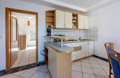 Grizane Apartment | Apartments Neven (62696-A1) - Grižane