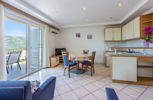 Grizane Apartment | Apartments Neven (62696-A2) - Grižane