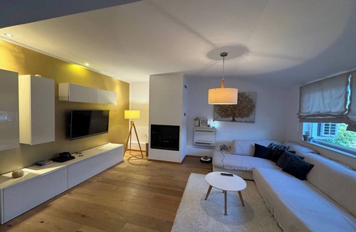 Kampor Apartment | Apartments Raffaello 3-Bedroom Apartment with Shared Pool