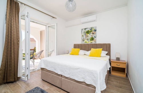 Zupa dubrovacka House | Apartments Sandito-Double Room with Terrace and Sea View