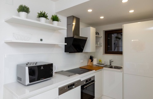 Celopeci Apartment | Apartments Setemana - Superior Two Bedroom Apartment with Balcony and Swimming Pool